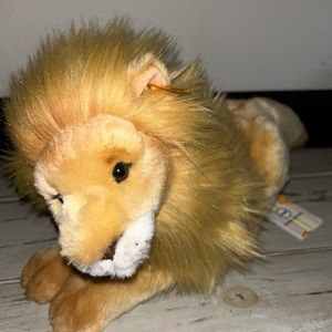 New Steiff LION, Life Like , King of the jungle 18 INCHES,